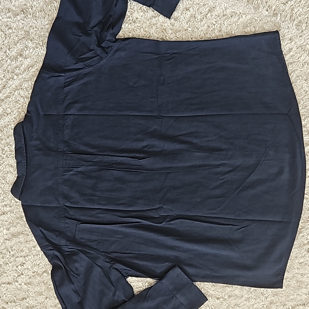 Men's Eddie Bauer Flannel classic fit button down - navy - Picture 4 of 11